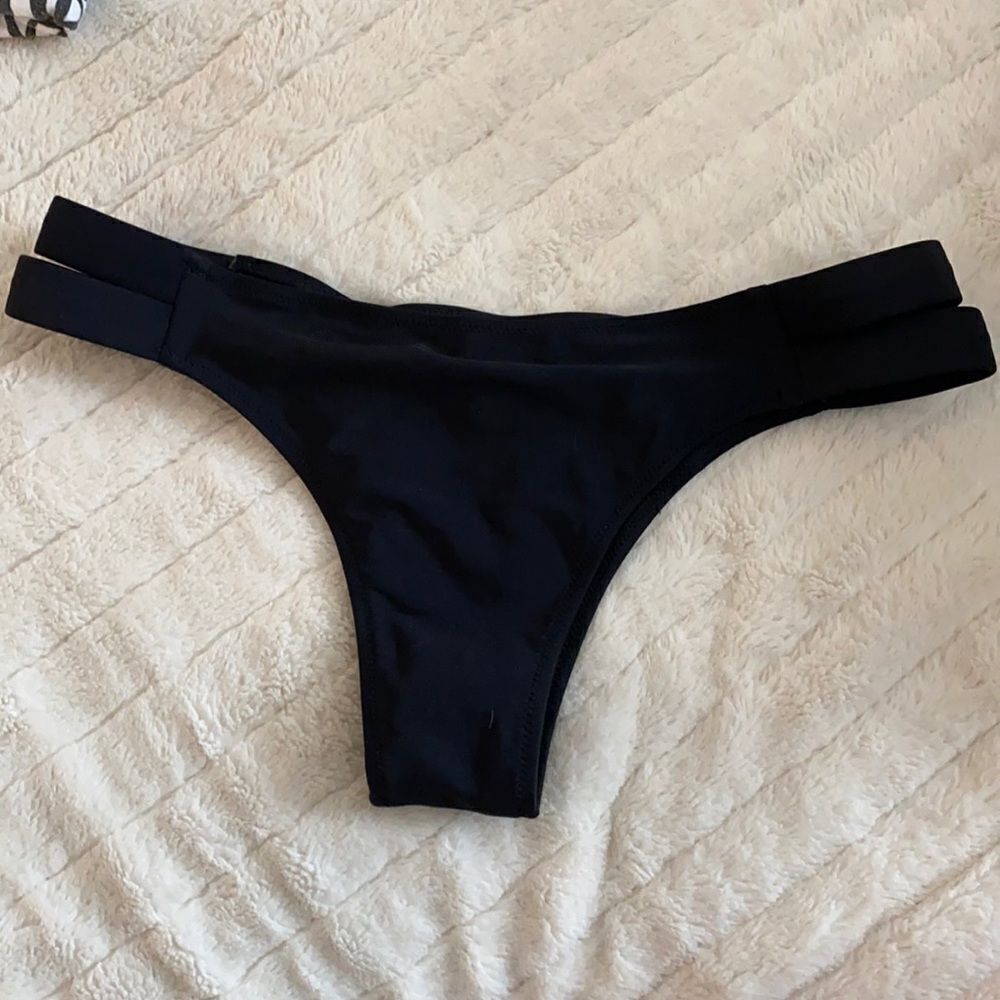 Bikini bottoms - Picture 1 of 3